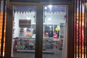 Mimitos multimarcas/Peluqueria Marisel