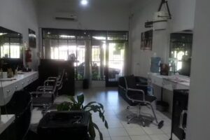 Mir & Nicolás C. Peluqueria