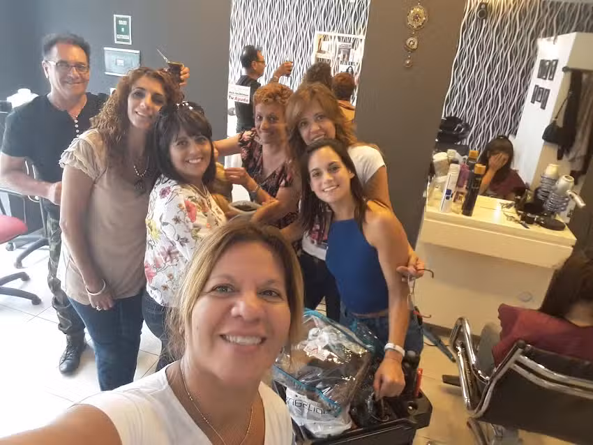Mu&ntilde;eca&rsquo; Salon