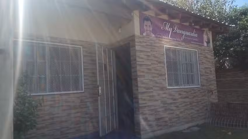 Myvanguardia Estilista Unisex