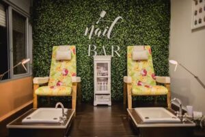 Nail Bar