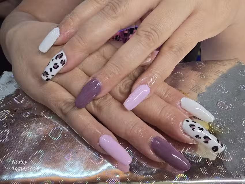 Nails Abby