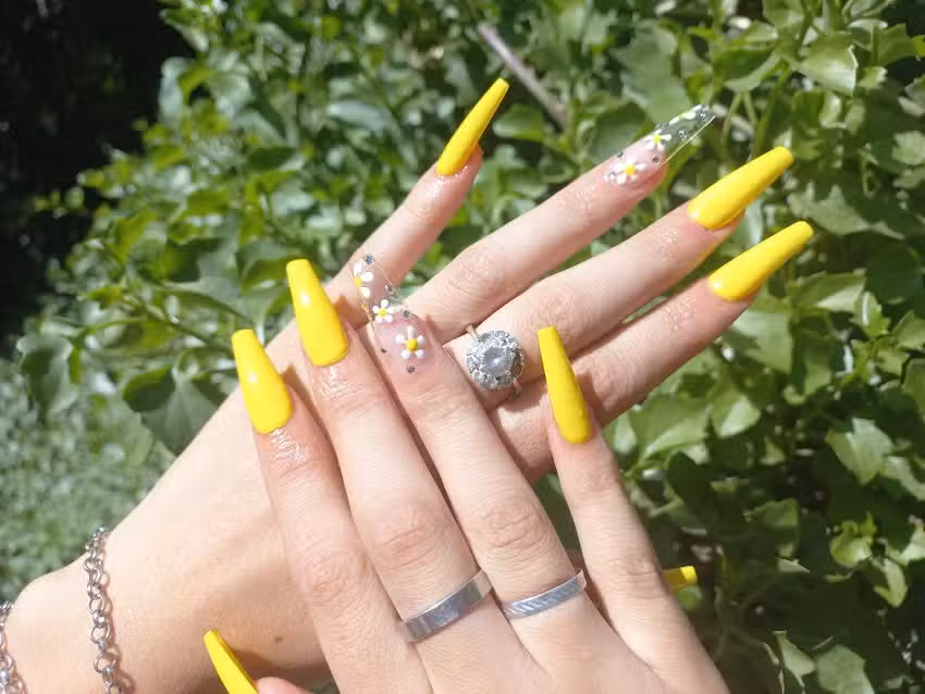 Nails.lodemar