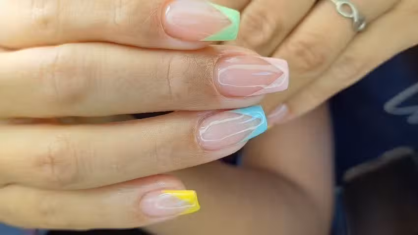 Nails.nazza