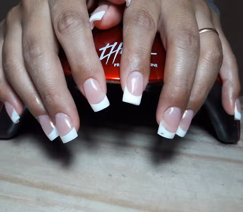 Nani Nails
