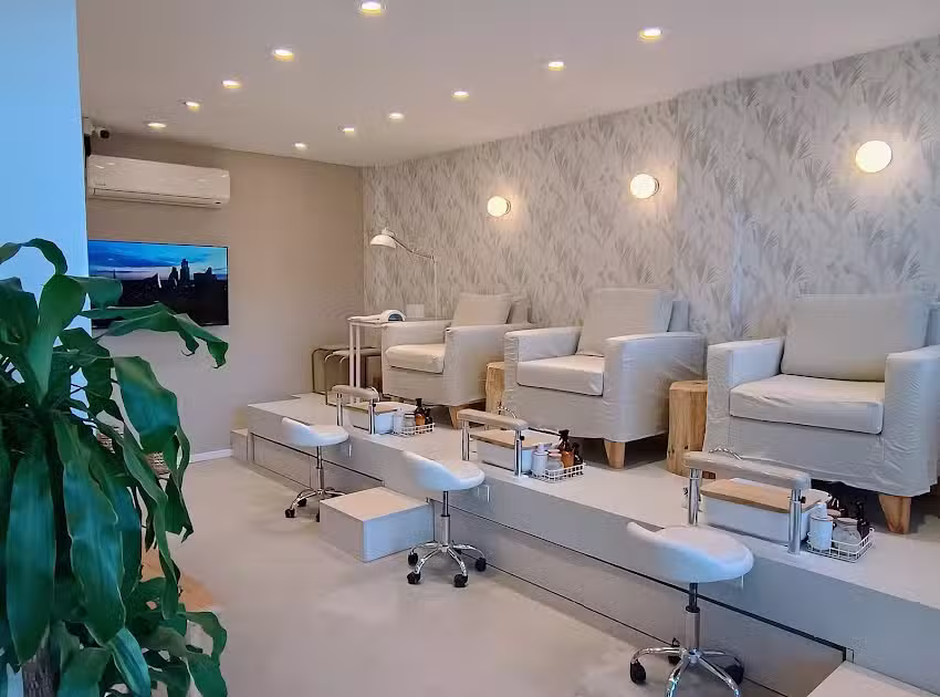 Narella Nails Studio