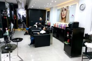 New Station Peluquer&iacute;as