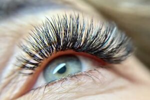 Nica Beauty / Sal&oacute;n de belleza pesta&ntilde;as y cejas