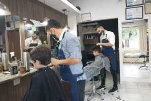 Nicol&aacute;s Mart&iacute;nez Barber&iacute;a Sal&oacute;n