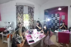 Nina E Nails (Home studio)