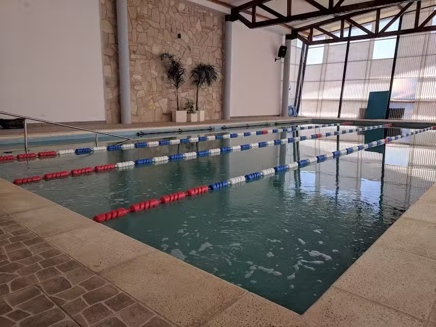 OASIS nataci&oacute;n & spa