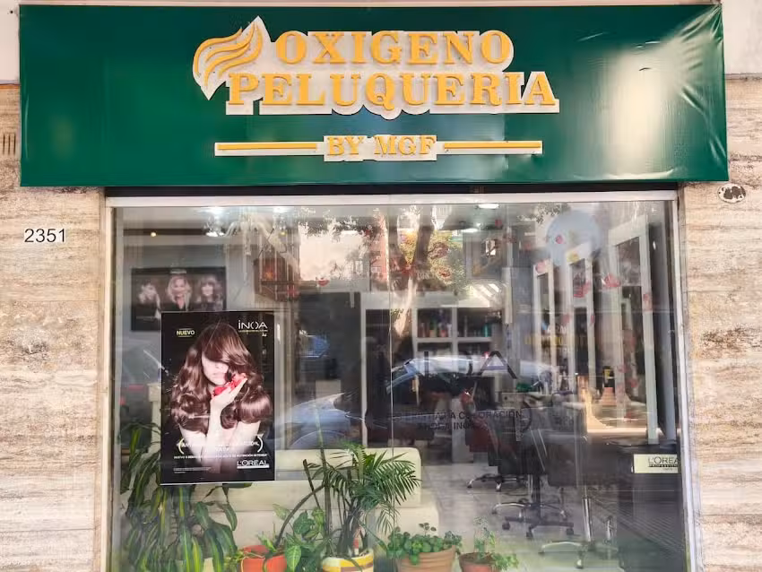 Ox&iacute;geno Peluquer&iacute;a by Martin fittipaldi