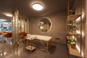 Panthea u&ntilde;as y pesta&ntilde;as