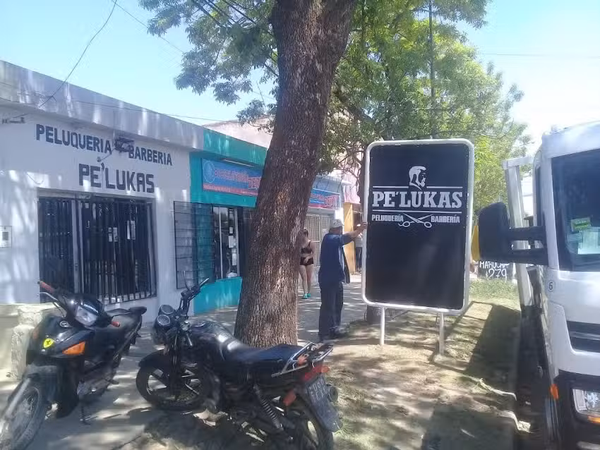 Pelukas Barber