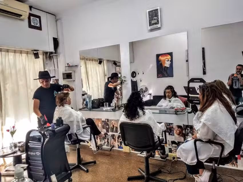 Peluquer&iacute;a Akimelukeo