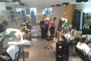 Peluquer&iacute;a Alcides Alvarenga