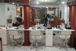 PELUQUERIA ANA LAURA VADONE ESTILISTA