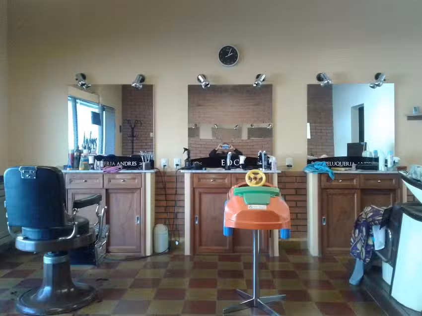 Peluquer&iacute;a Andr&eacute;s