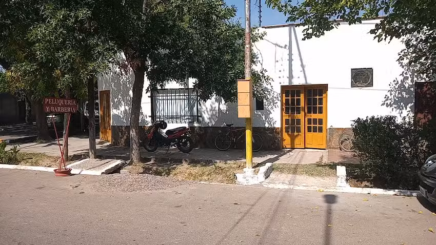 Peluquer&iacute;a & Barber&iacute;a Arce