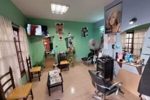 Peluquería Barbería Danny Cáceres