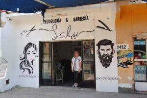 Peluqueria & Barberia “Laly”