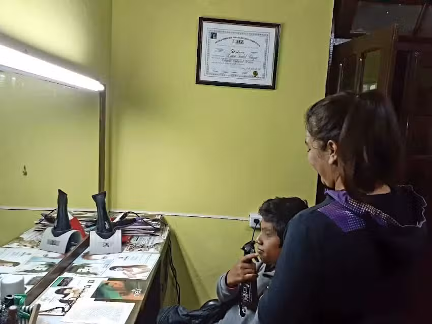 Peluquer&iacute;a by LAURA