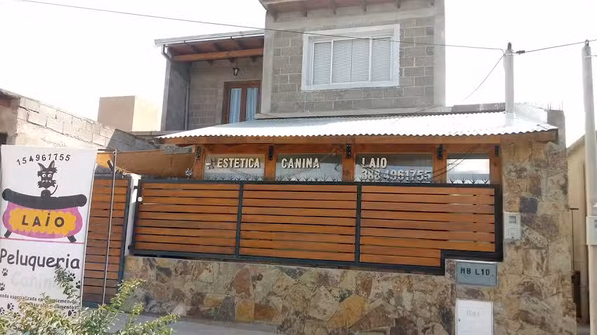PELUQUERIA CANINA LAIO
