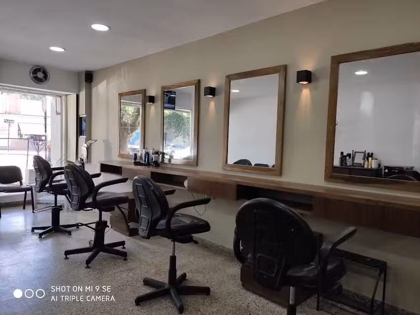 Peluquer&iacute;a Carlos Alberto