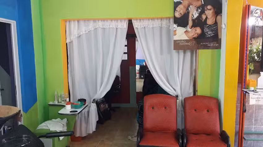 Peluquer&iacute;a Deja V&uacute;