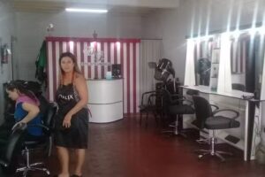 Peluquería Divina Gloria