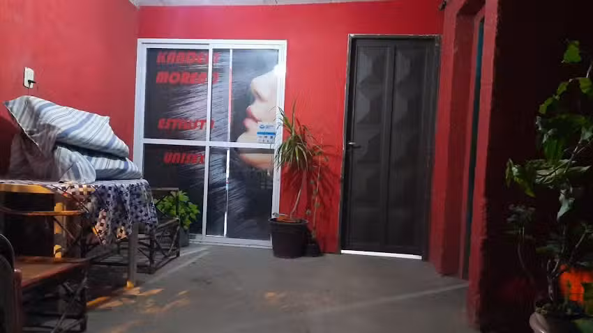 Peluquer&iacute;a kandela moreno.