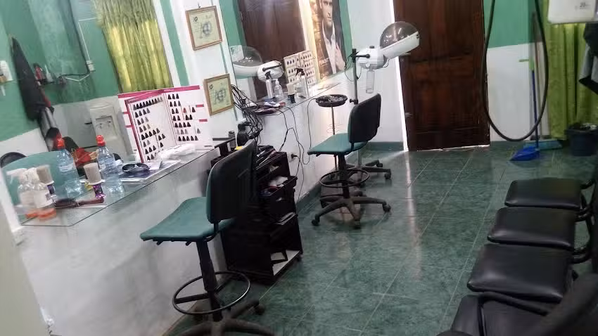 Peluquer&iacute;a Karo