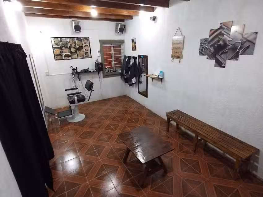 Peluquer&iacute;a Masculina Emiliano Garcia