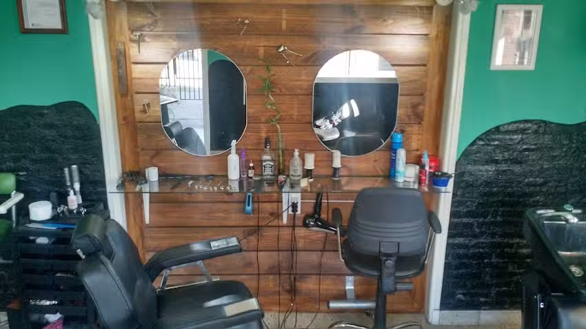 Peluquer&iacute;a New Style Sal&oacute;n Unisex