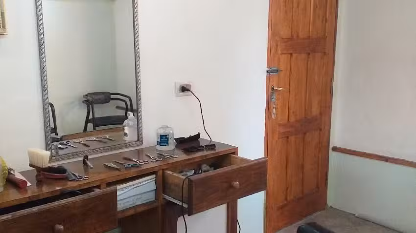 Peluquer&iacute;a &ldquo;Omar&rdquo;