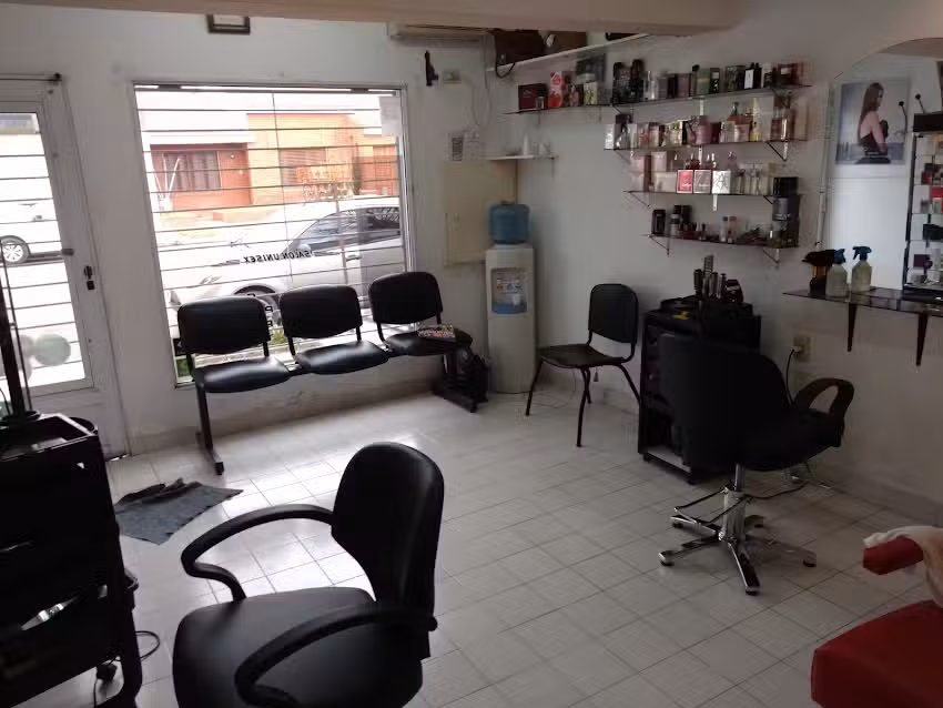 Peluqueria/Perfumeria Marcos Medero