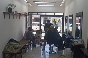 Peluquer&iacute;a PERLA NEGRA