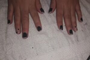 Peluqueria & salon de uñas VALENTINA