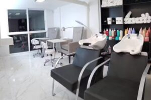 Peluqueria Salon Olaplex Beauty Blonde Estudio