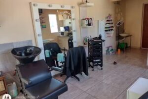 Peluquer&iacute;a Simplemente T&uacute;