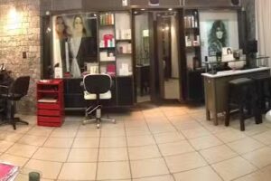 Peluquer&iacute;a Unisex Extensiones de cabello Natural -Depilaci&oacute;n &ndash; Pedicuria todo el A&ntilde;o Laura