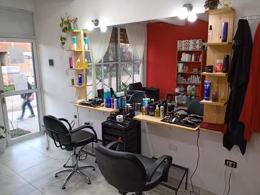 Peluquer&iacute;a Unisex Nil