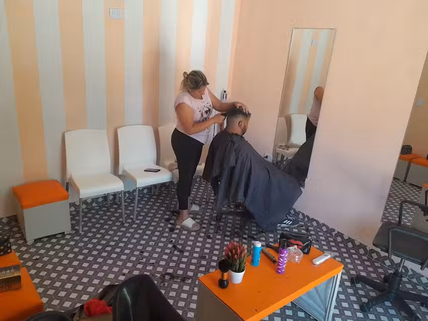 Peluquer&iacute;a Unisex Nuevo Estilo