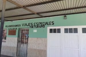 Peluquer&iacute;a Unisex y Agencia d Viajes Claudia