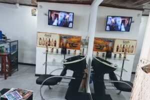 Peluquer&iacute;a y Barber&iacute;a EL MARQU&Eacute;Z.