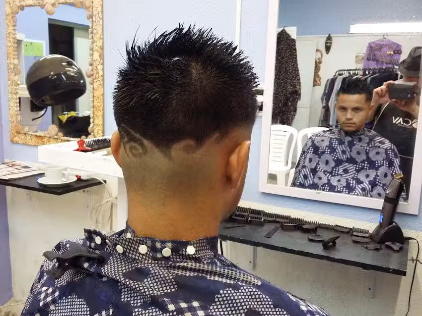 Peluqueria y barber&iacute;a Josu&eacute;