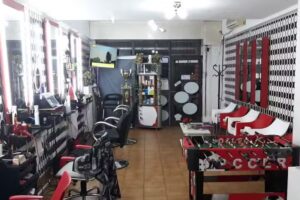 peluqueria y barberia look salon cervantes