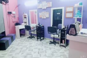 Peluqueria y barberia victoria