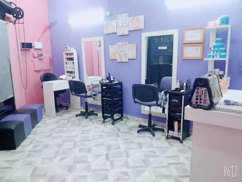 Peluqueria y barberia victoria