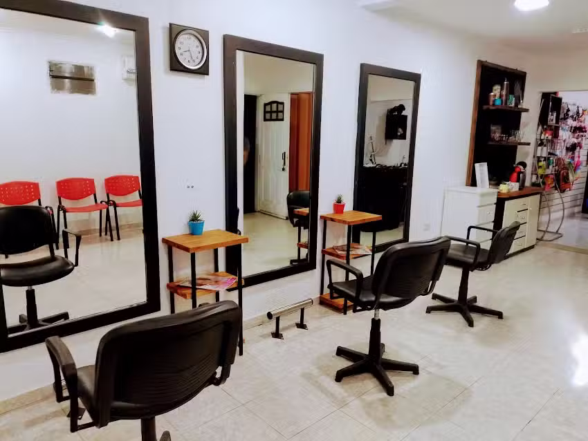 Peluqueria Y Est&eacute;tica &ldquo;Siempre Bella&rdquo;